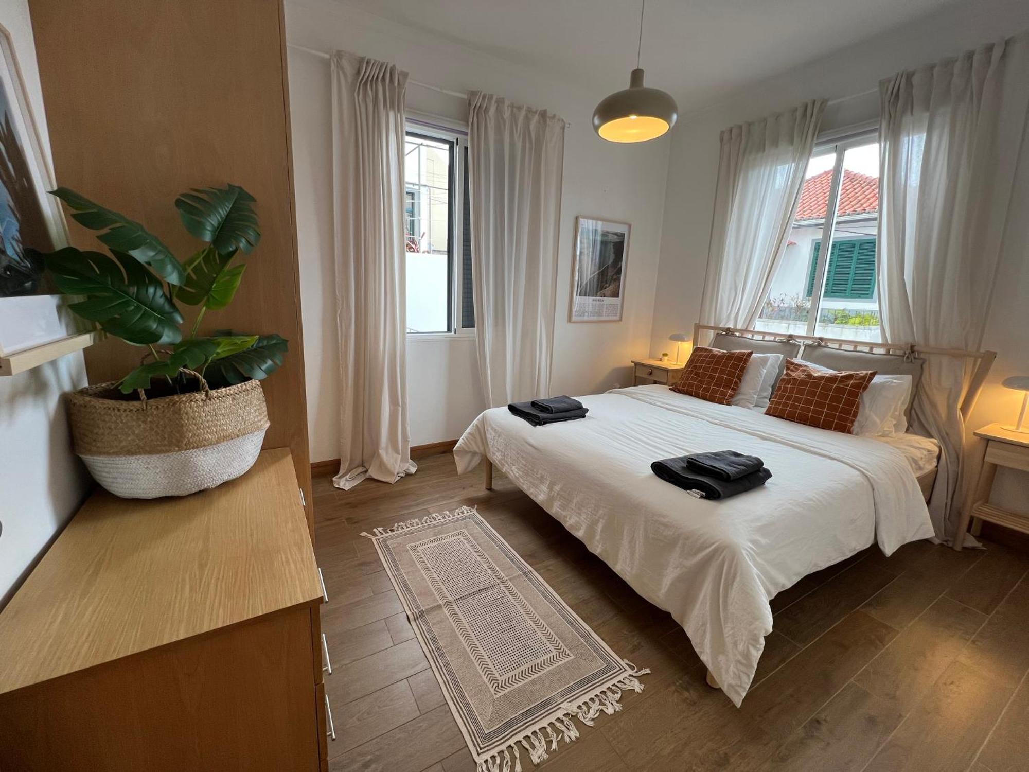 Madeira Breeze Apartment Фуншал Екстериор снимка